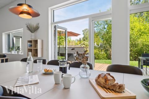 Oppholdsrom med plass til 20 i luksushus nr. 641.