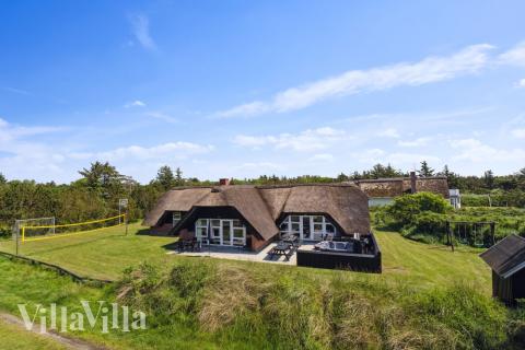 Flott feriehus nr. 643, med god plass til opptil 10 personer