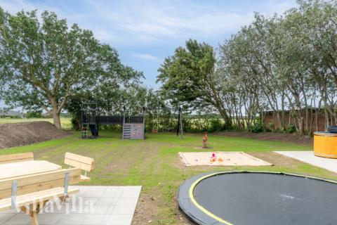 Stort utvalg av utendørsaktiviteter ved luksushus nr. 645 i Limfjorden.