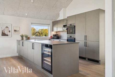 Kjøkkenet i luksushus nr. 646 er fullt utstyrt så dere lett kan lage mat til 18 personer.