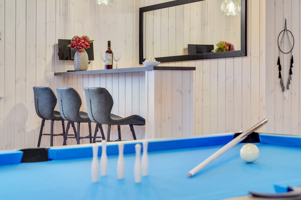 Aktivitetsrom i luksushus nr. 808 med 8 soverom og plass til 20 personer.