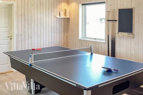 Konkurrer i feriehusets aktivitetsrom når dere besøker luksushus nr. 649 i Lolland/Falster/Møn.
