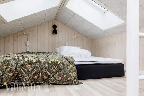 Noen av de 10 soveplassene i luksushus nr. 650 finnes på hems