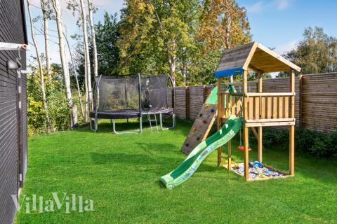 I tillegg til alle aktivitetsmulighetene i husets bassengavdeling, tilbyr også luksushus nr. 674 mengder av utendørsaktiviteter