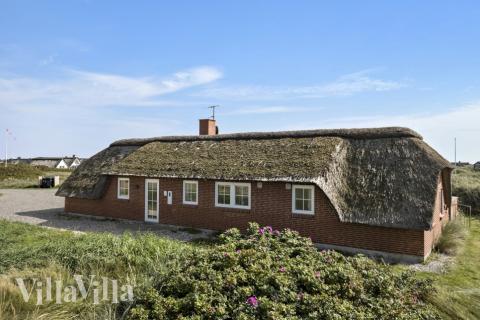 Hus nr. 675 med basseng og plass til 15 personer ligger i Vestjylland.