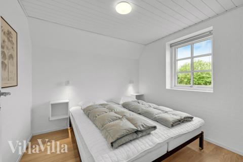 Et av de 7 soverommene i luksushus nr. 677 i Vestjylland.