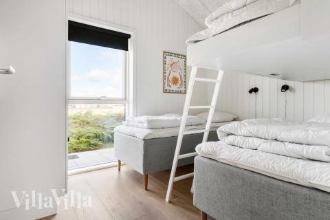 Et av de 6 soverommene i luksushus nr. 682 i Nordjylland.