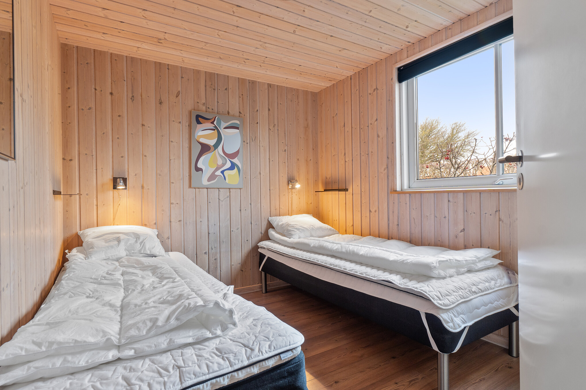 Et av de 8 soverommene i luksushus nr. 220 i Fyn og øyer.