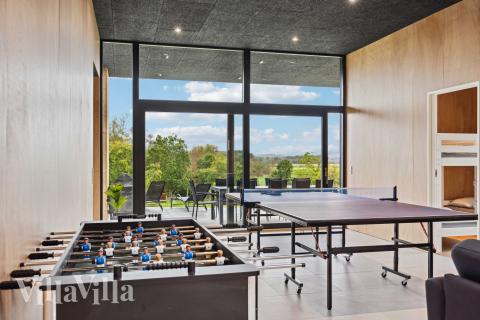 Aktivitetsrom i luksushus nr. 684 med 7 soverom og plass til 18 personer.