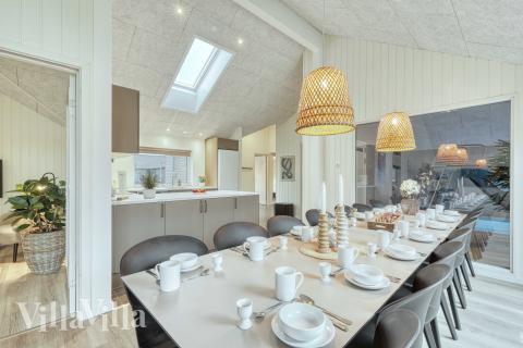 Oppholdsrom med plass til 14 i luksushus nr. 769.