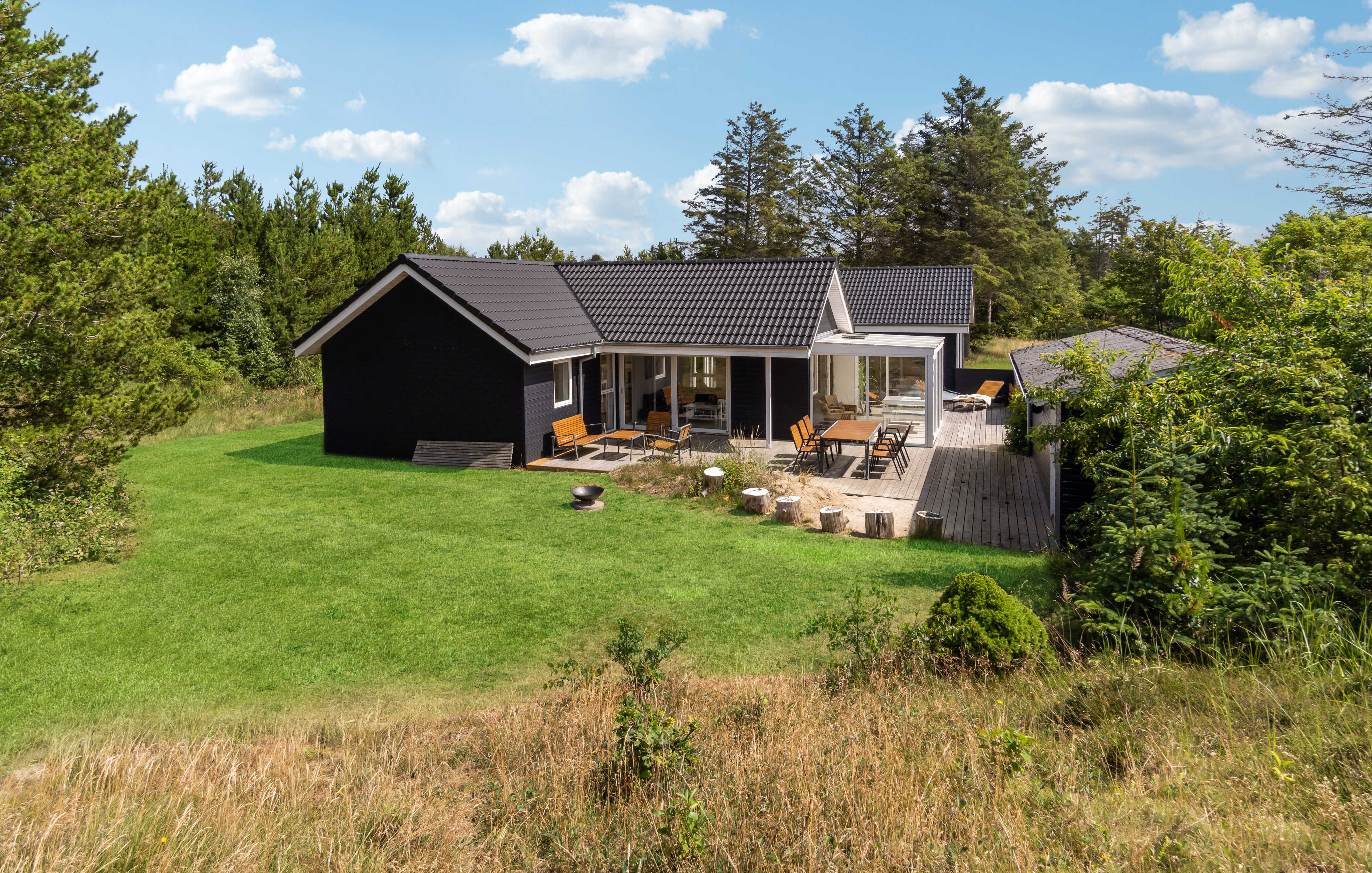 Dette lekre huset med spa, nr. 691, med plass til 10 personer, ligger i Nordjylland