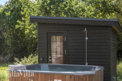 Nyt varmen i boblebadet i luksushus nr. 693 i Nordsjælland
