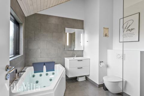 Et av badene i luksushus nr. 625