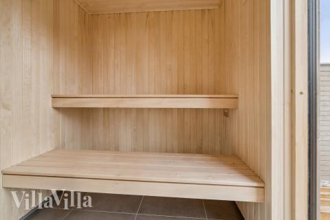 Nyt varmen i badstuen i luksushus nr. 648 til 14 personer