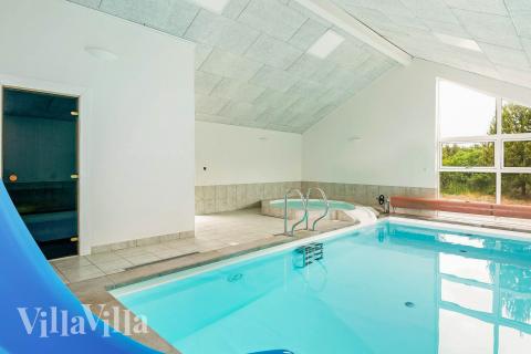 Ta en dukkert i bassenget i luksushus nr. 602 i Nordjylland.