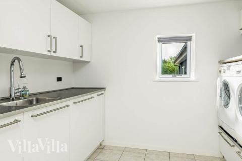 Det romslige inngangspartiet til luksushus nr. 602 i Nordjylland