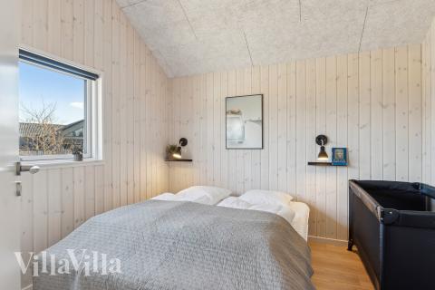 Et av de 5 soverommene i luksushus nr. 666 i Vestjylland.