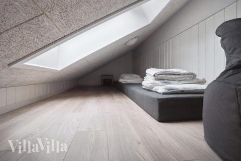 Noen av de 18 soveplassene i luksushus nr. 622 finnes på hems