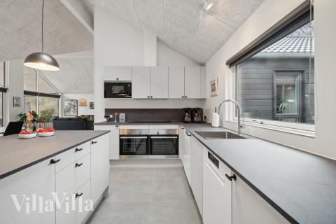 Kjøkkenet i luksushus nr. 622 er godt innrettet.