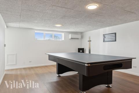 Aktivitetsrom i luksushus nr. 680 med 14 soverom og plass til 32 personer.