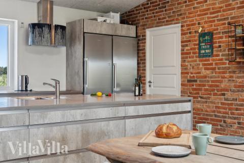 Kjøkkenet i luksushus nr. 607 er fullt utstyrt så dere lett kan lage mat til 18 personer.