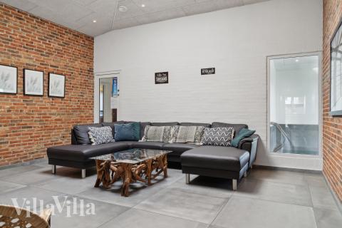 Sofakroken i luksushus nr. 607 i Nordjylland.