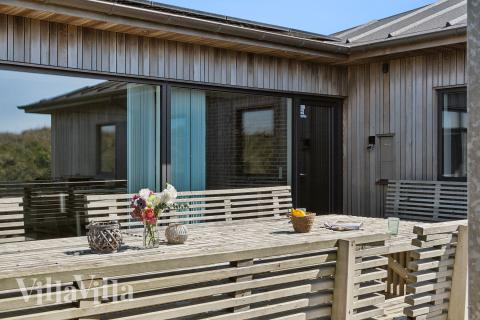 Stor terrasse i luksushus nr. 607 i Nordjylland.