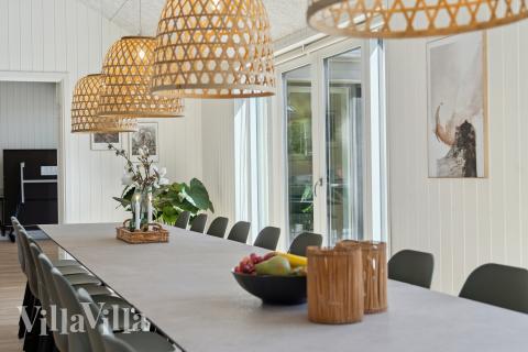 Oppholdsrom med plass til 24 i luksushus nr. 809.