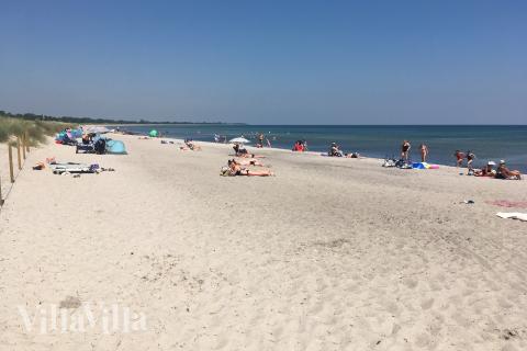 Stranden nær luksushus nr. 689.