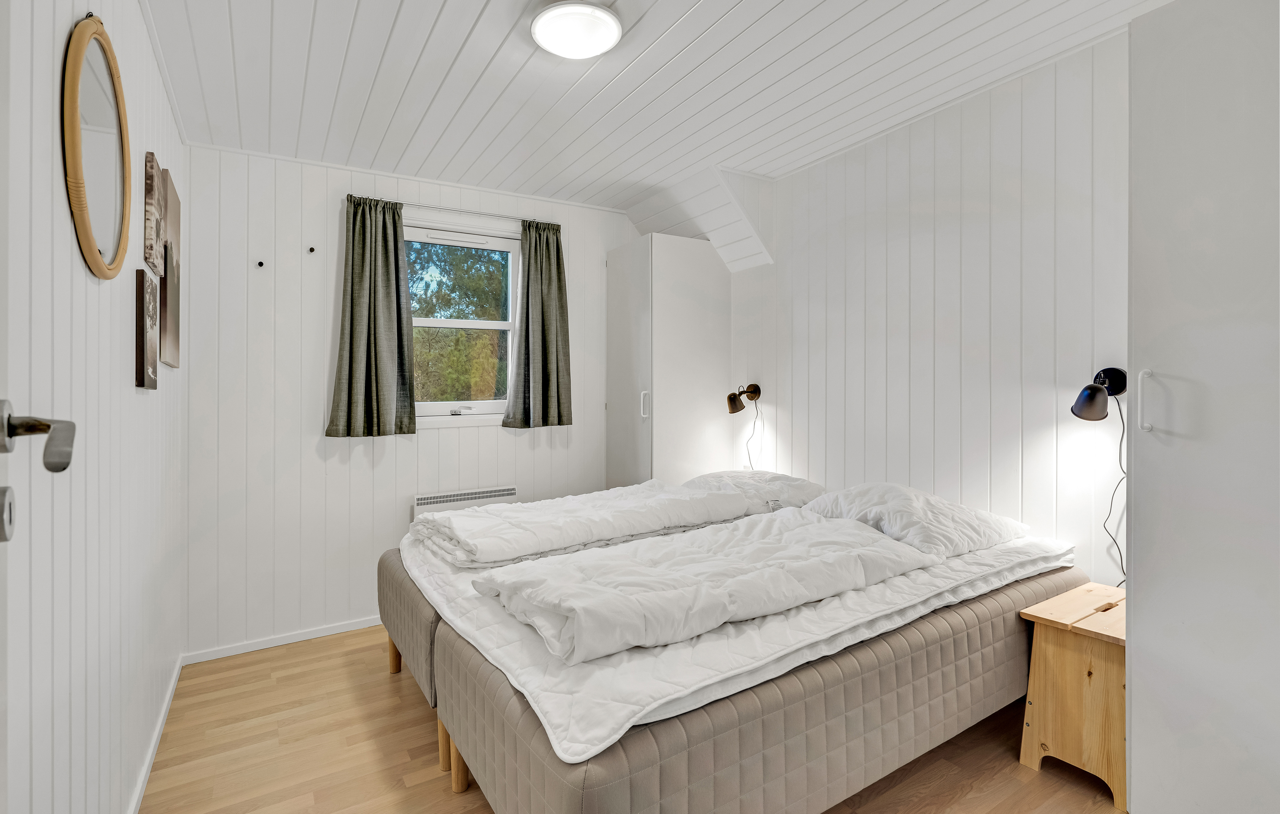 Et av de 6 soverommene i luksushus nr. 552 i Vestjylland.