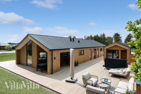 Dette lekre huset med spa, nr. 683, med plass til 10 personer, ligger i Nordjylland
