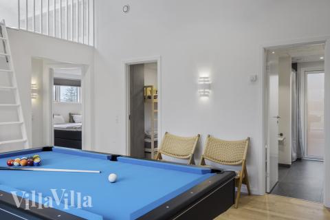 Luksushus nr. 683 til 10 personer tilbyr et stort aktivitetsrom med bl.a. biljard og dart