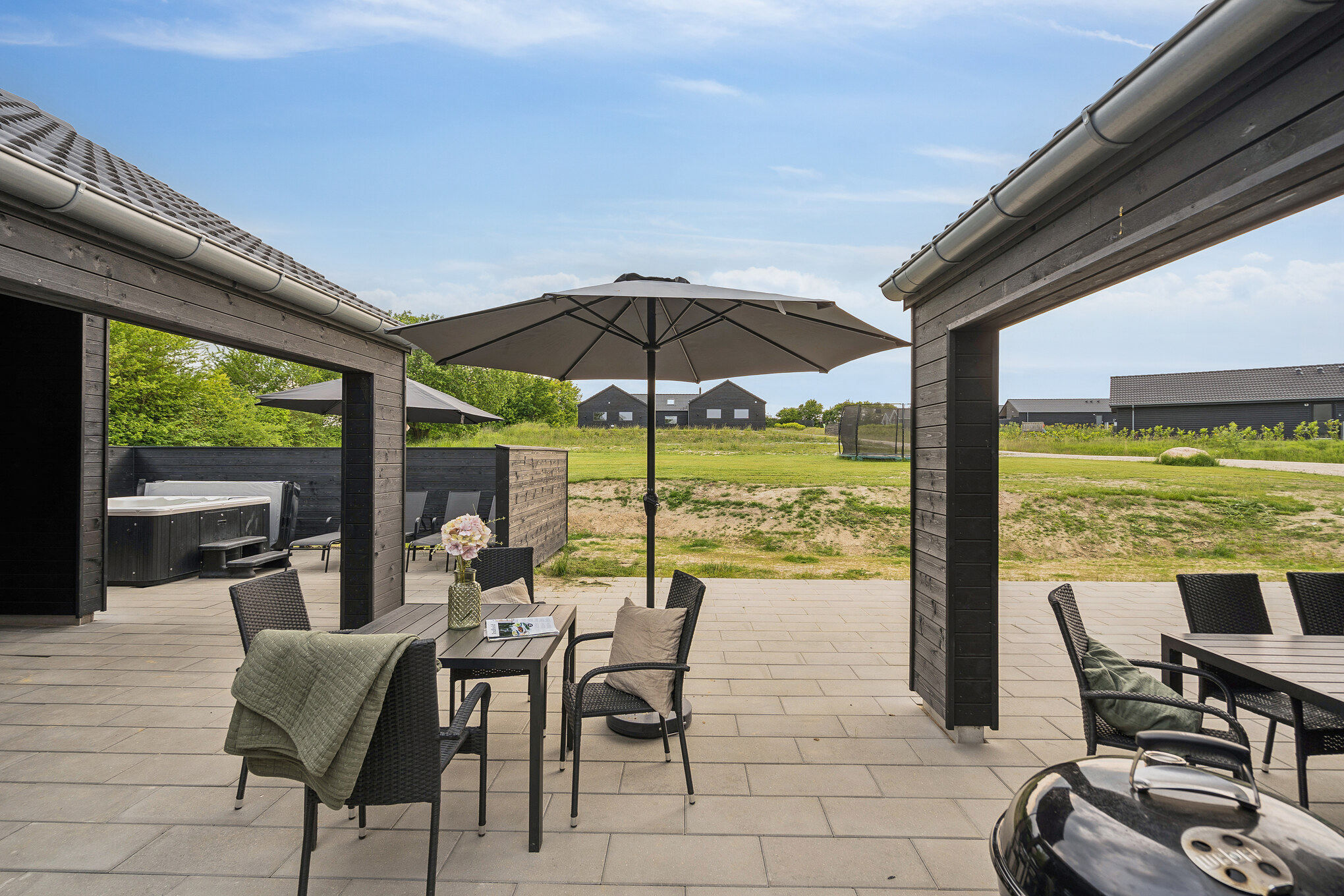 Stor terrasse i luksushus nr. 662 i Sydjylland.