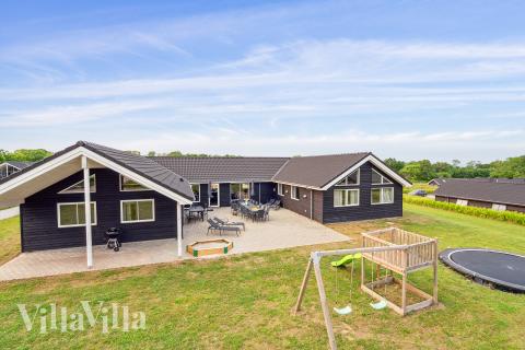 Luksushus nr. 508 har en deilig terrasse med gode hagemøbler til 20 personer.