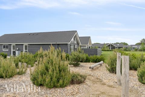 Stort utvalg av utendørsaktiviteter ved luksushus nr. 458 i Vestjylland.