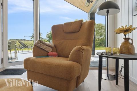 Oppholdsrom med plass til 18 i luksushus nr. 667.