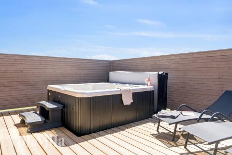 Nyt varmen i boblebadet i luksushus nr. 671 i Fyn og øyer