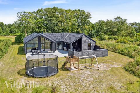 Flott feriehus nr. 644, med god plass til opptil 14 personer