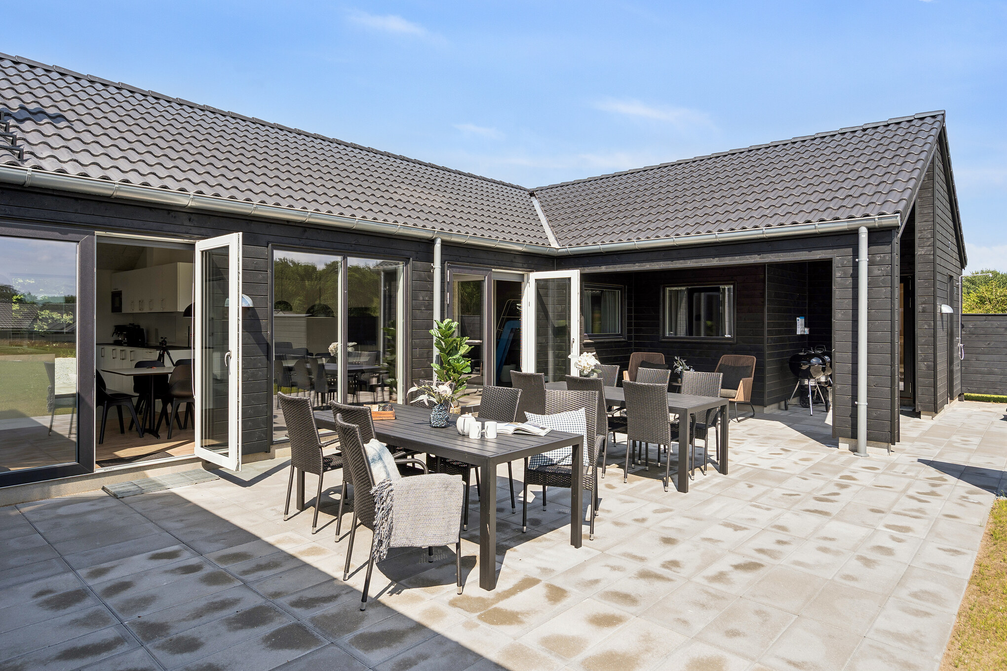 Stor terrasse i luksushus nr. 657 i Sydjylland.