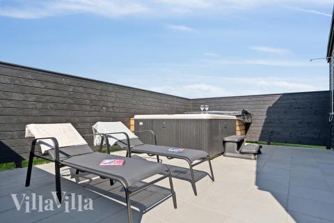 Luksushus nr. 667 har bl.a. et deilig boblebad