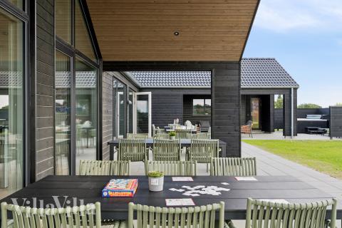 Stor terrasse i luksushus nr. 695 i Fyn og øyer.