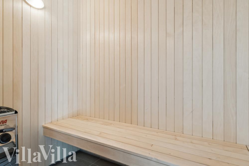 Nyt varmen i badstuen i luksushus nr. 815 til 26 personer