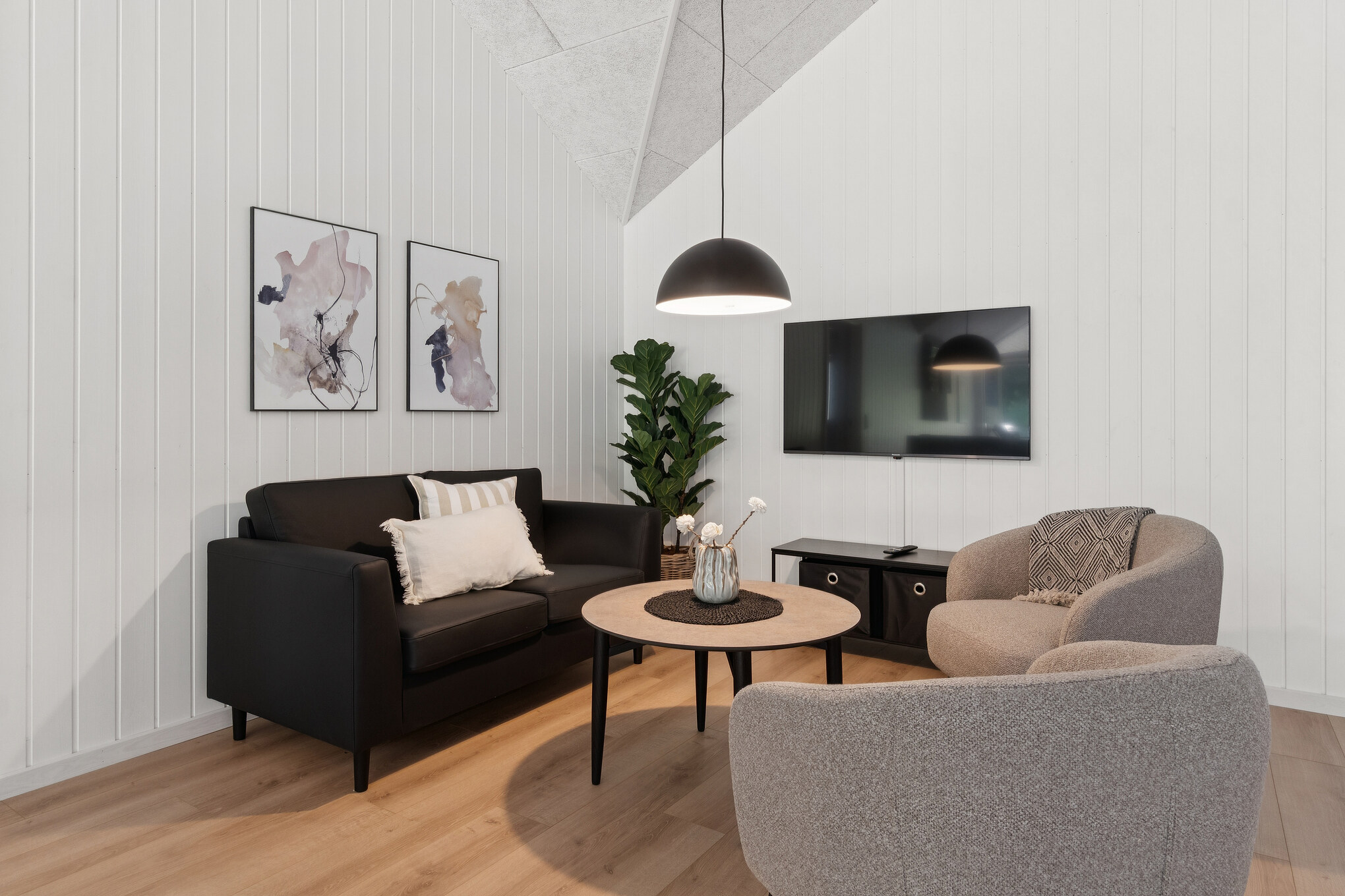 Konkurrer i feriehusets aktivitetsrom når dere besøker luksushus nr. 815 i Østjylland.