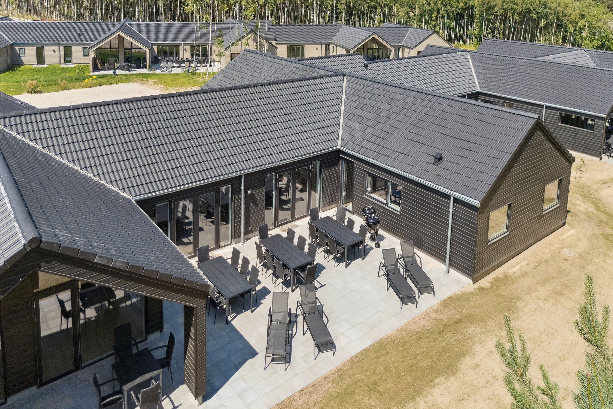 Dette lekre huset med svømmebasseng, nr. 815, med plass til 26 personer, ligger i Østjylland
