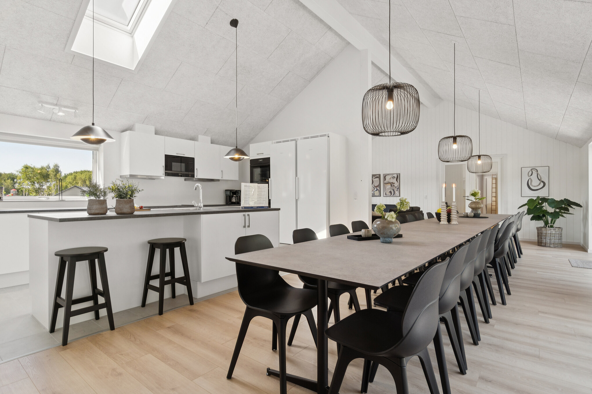 Oppholdsrom med plass til 24 i luksushus nr. 817.