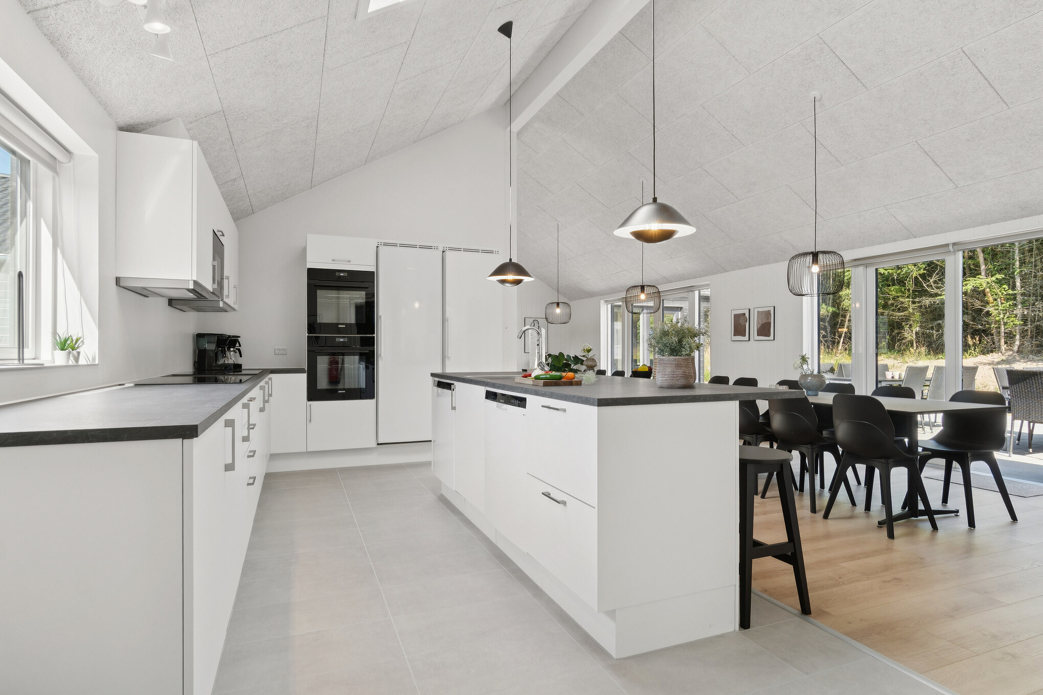 Kjøkkenet i luksushus nr. 817 er godt innrettet.