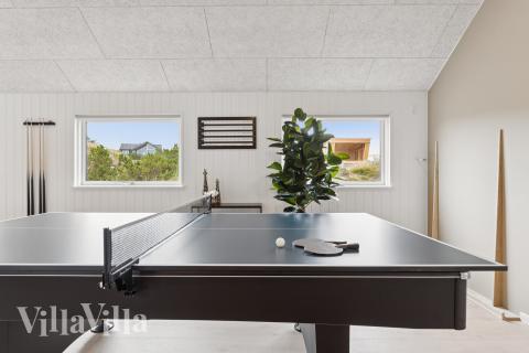 Luksushus nr. 672 til 18 personer tilbyr et stort aktivitetsrom med bl.a. biljard og dart