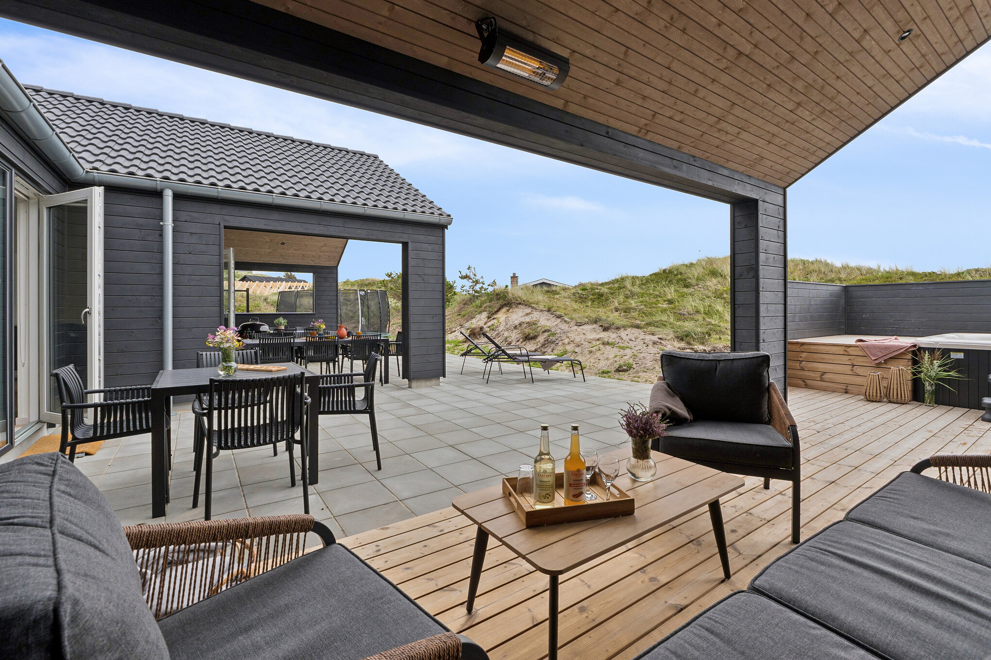 Stor terrasse i luksushus nr. 672 i Vestjylland.