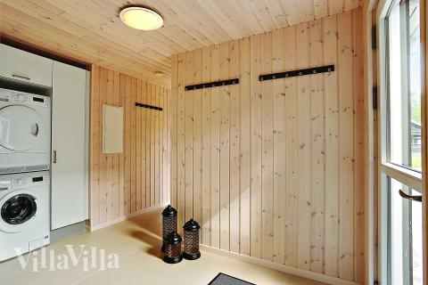 Det romslige inngangspartiet til luksushus nr. 367 i Nordsjælland