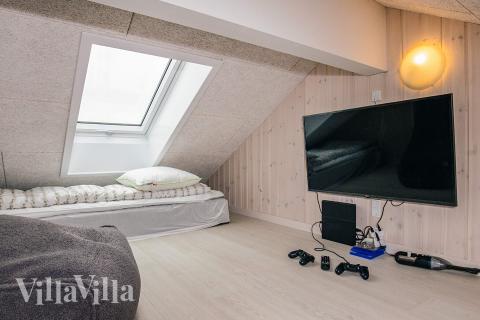 Noen av de 12 soveplassene i luksushus nr. 670 finnes på hems